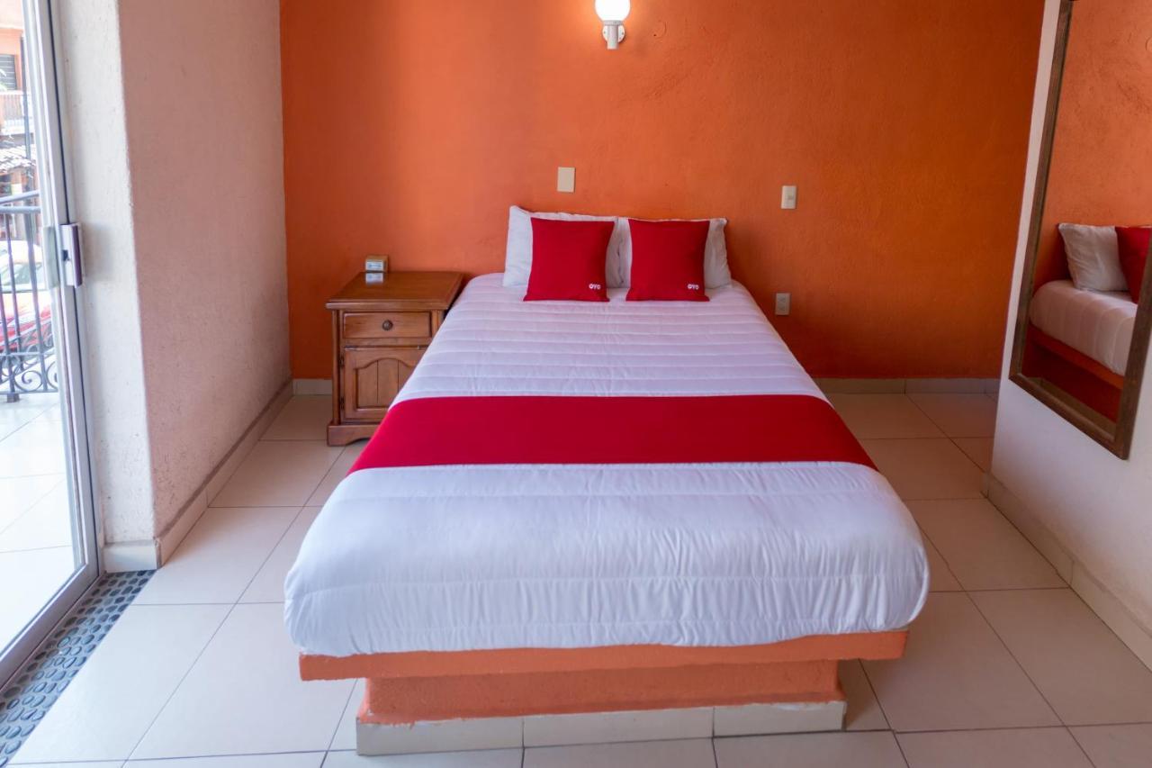 Hotel Casa Bravo Ζιουατανέχο Εξωτερικό φωτογραφία