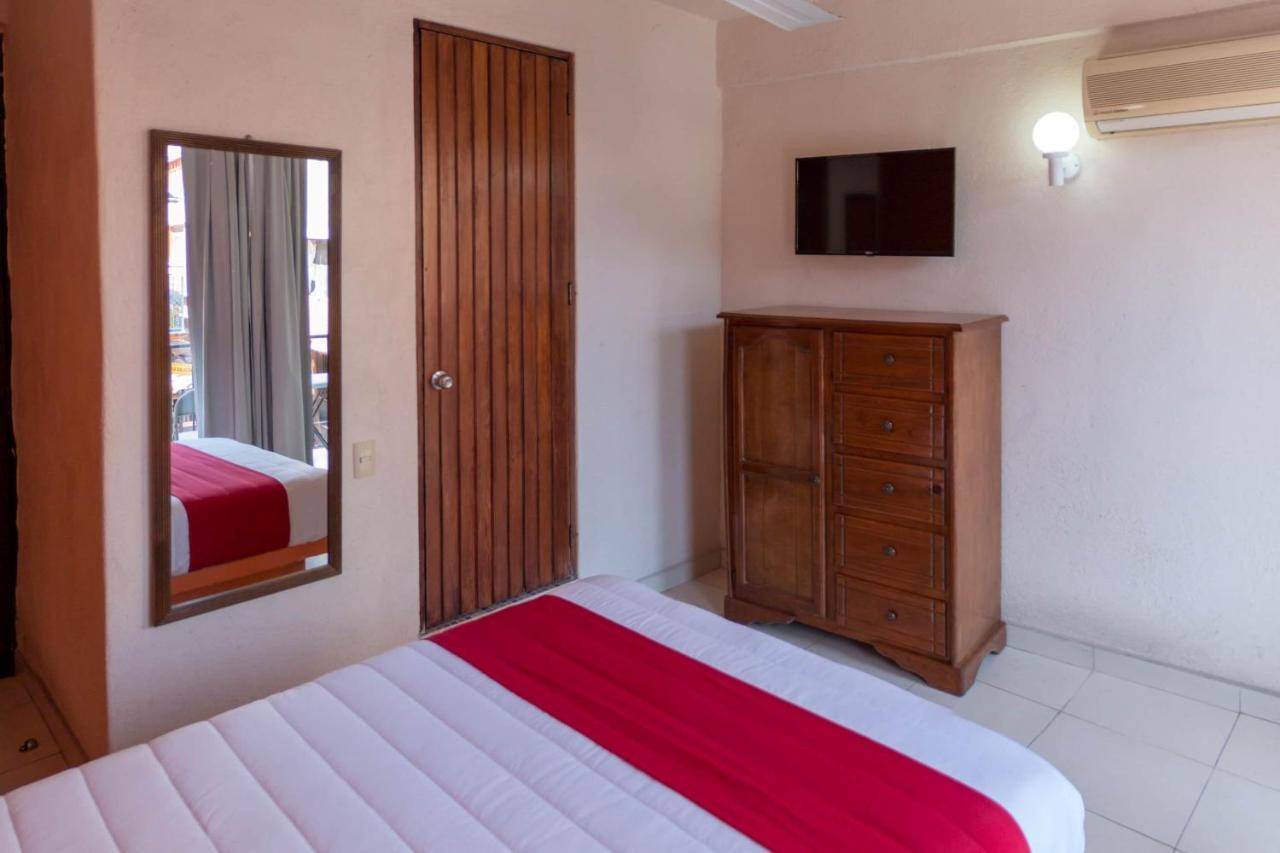 Hotel Casa Bravo Ζιουατανέχο Εξωτερικό φωτογραφία