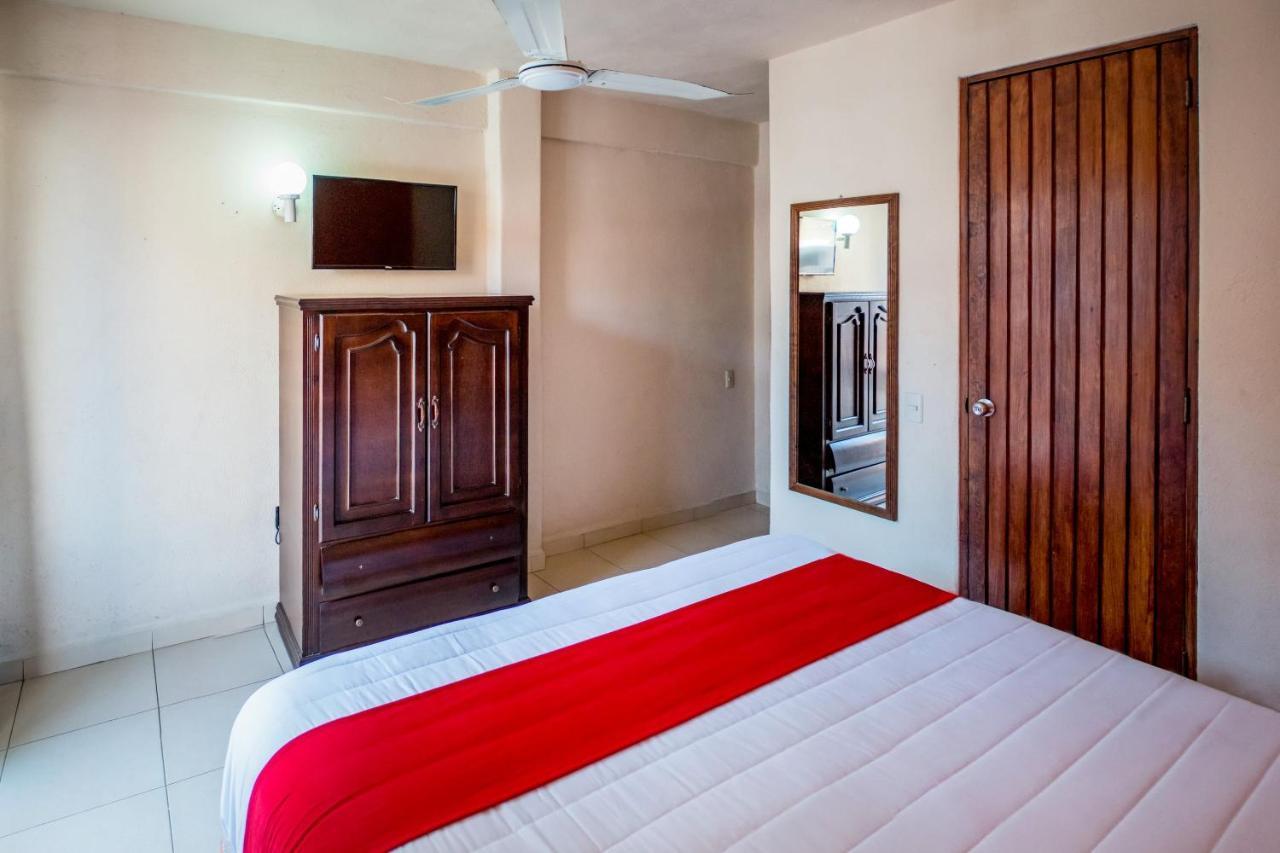 Hotel Casa Bravo Ζιουατανέχο Εξωτερικό φωτογραφία
