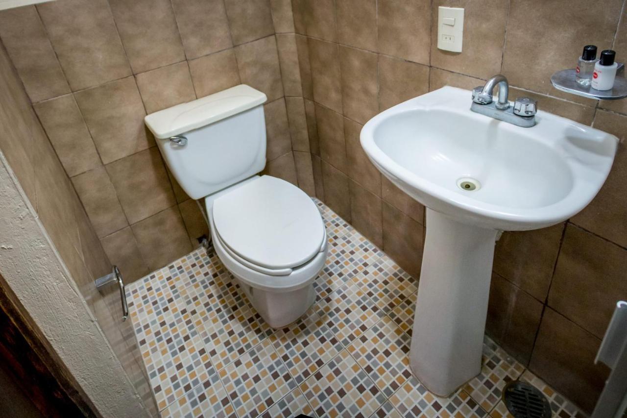 Hotel Casa Bravo Ζιουατανέχο Εξωτερικό φωτογραφία